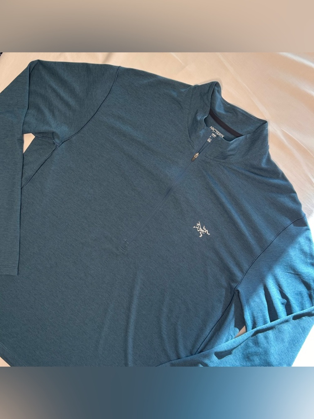 Arc'teryx Men’s Teal Quarter-Zip Long Sleeve Top